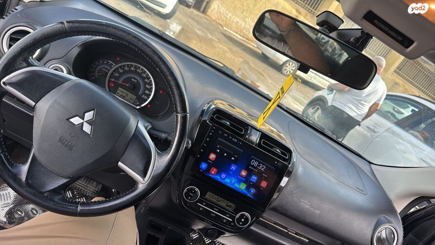 מודעת רכב מיצובישי אטראז'