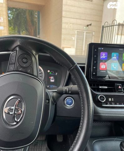 טויוטה קורולה