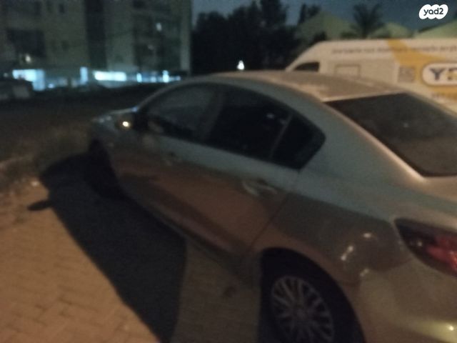 מודעת רכב מאזדה 3