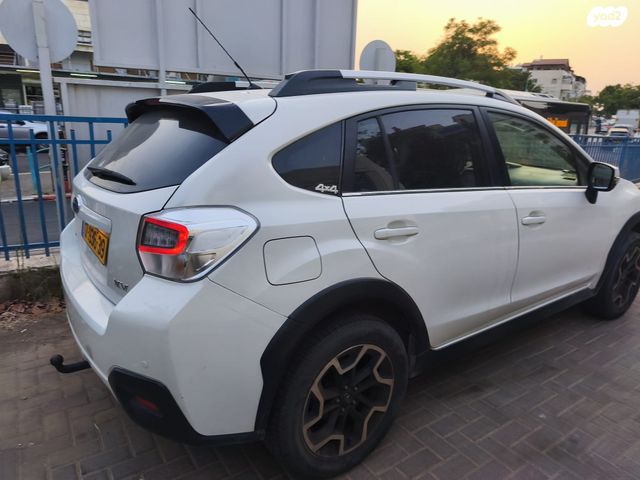 מודעת רכב סובארו XV