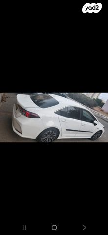 טויוטה קורולה