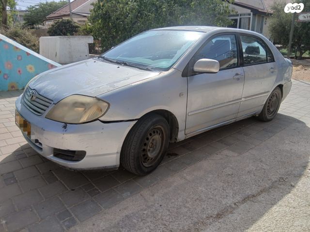 טויוטה קורולה