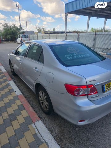 טויוטה קורולה