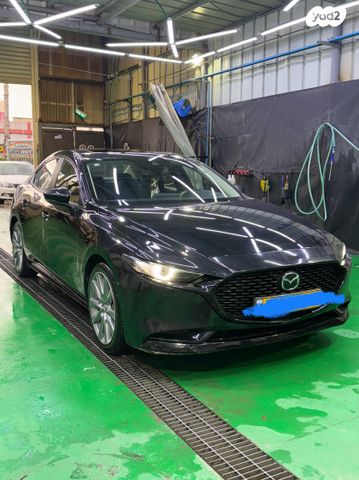 מודעת רכב מאזדה 3