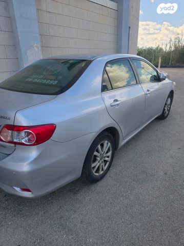 טויוטה קורולה