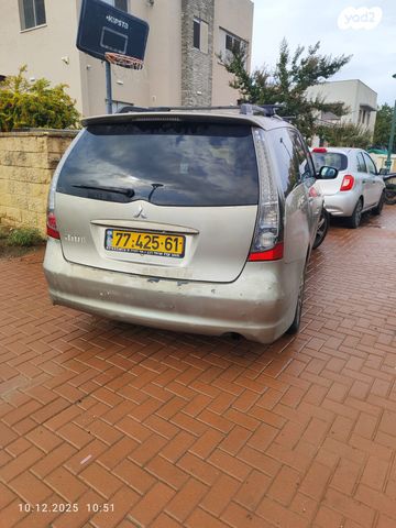 מיצובישי גרנדיס