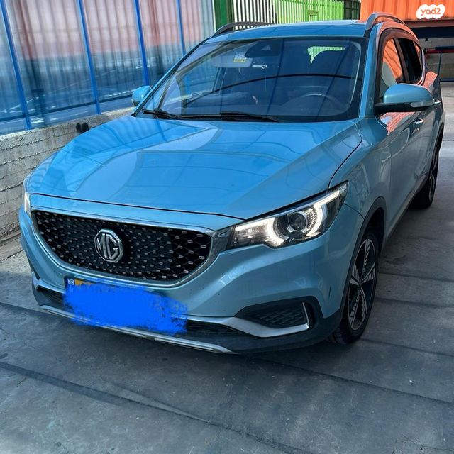 מודעת רכב אם ג'י ZS