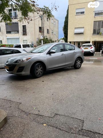 מודעת רכב מאזדה 3