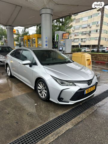 מודעת רכב טויוטה קורולה