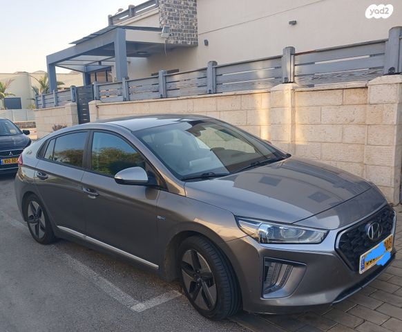 יונדאי איוניק