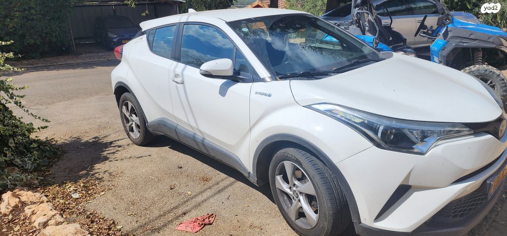 טויוטה C-HR