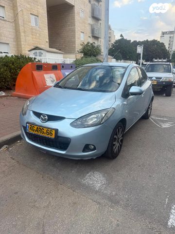 מודעת רכב מאזדה 2