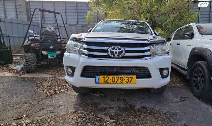 מודעת רכב טויוטה היילקס