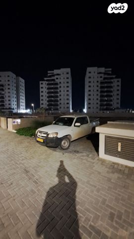 מודעת רכב מאזדה BT-50