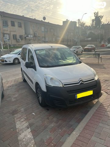 מודעת רכב סיטרואן ברלינגו