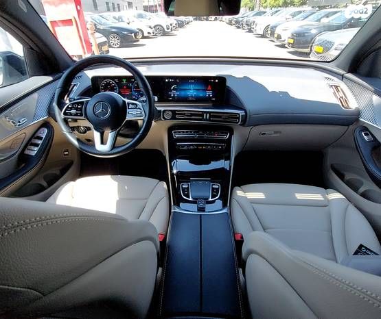 מרצדס-בנץ EQC