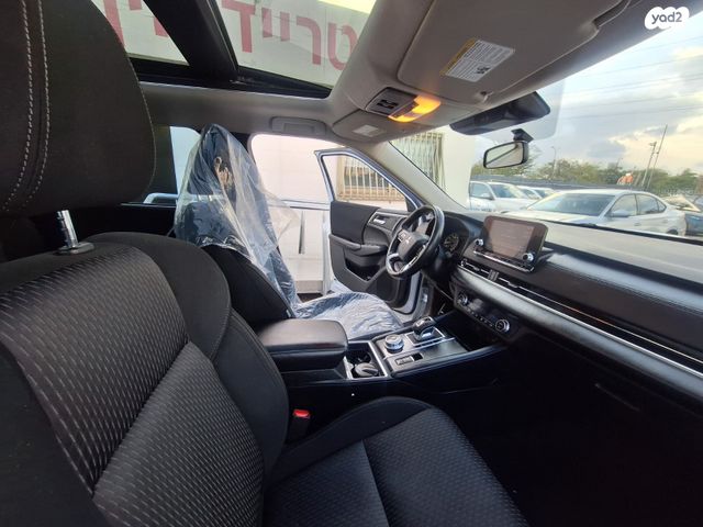 מיצובישי אאוטלנדר