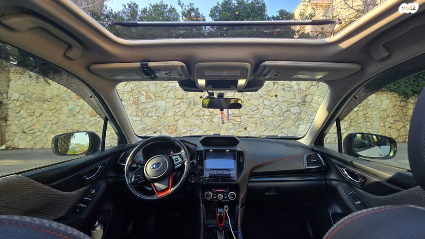 סובארו פורסטר