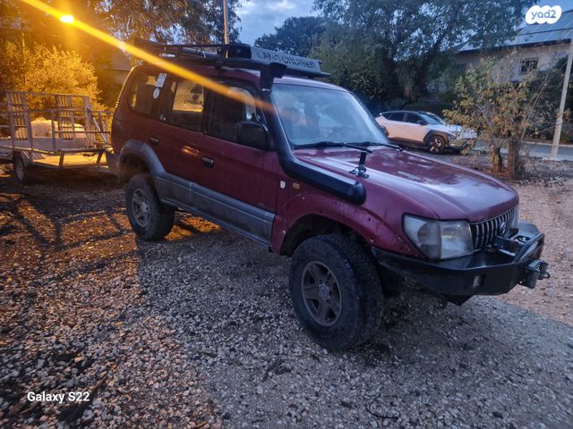 מודעת רכב טויוטה לנד קרוזר