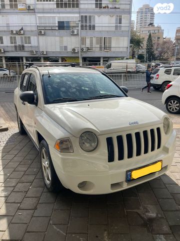 מודעת רכב ג'יפ קומפאס