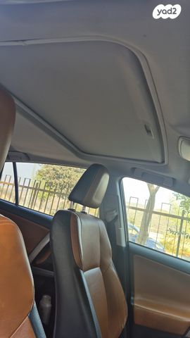 מודעת רכב טויוטה RAV4