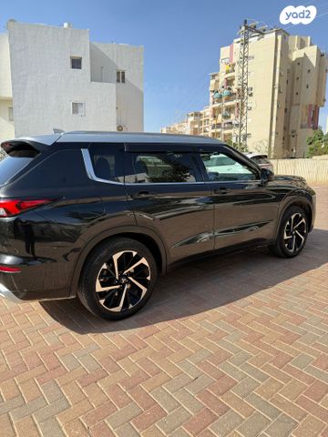 מיצובישי אאוטלנדר