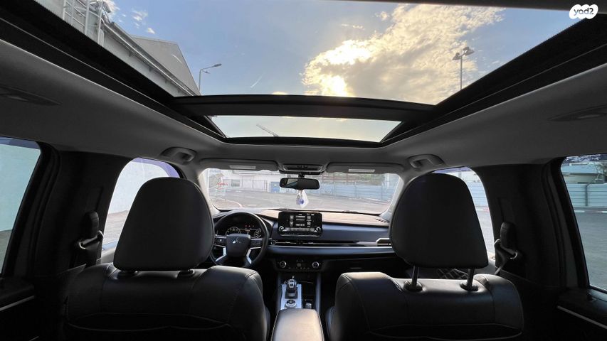 מיצובישי אאוטלנדר