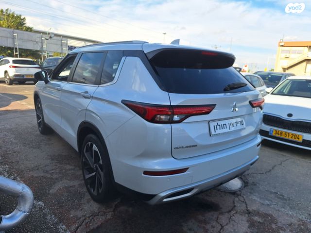 מיצובישי אאוטלנדר