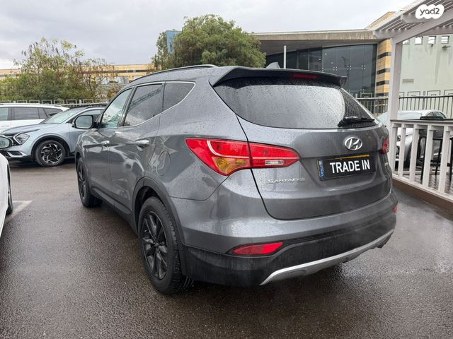 יונדאי סנטה פה