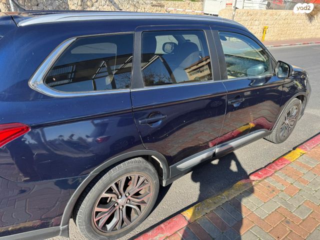 מיצובישי אאוטלנדר