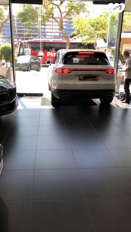 פורשה קאיין