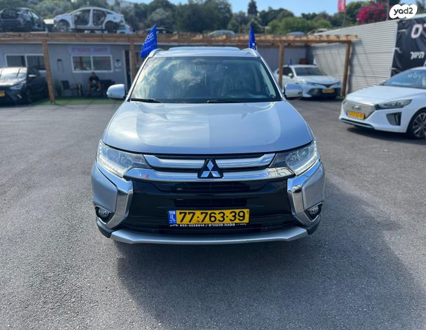 מיצובישי אאוטלנדר