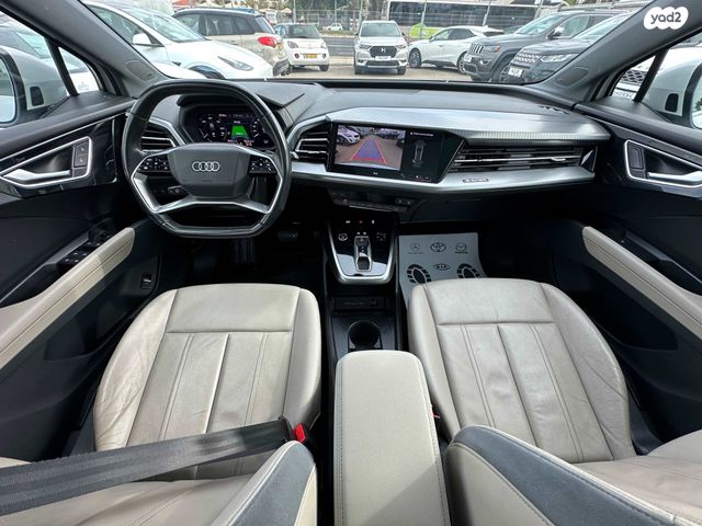 אאודי Q4 e-tron