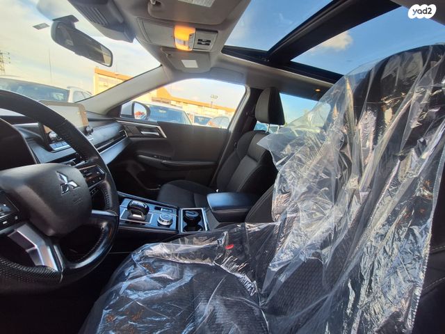 מיצובישי אאוטלנדר