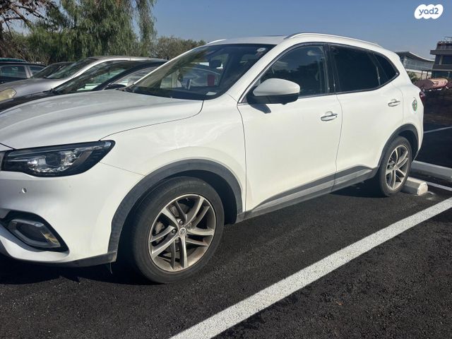 מודעת רכב אם ג'י EHS PHEV