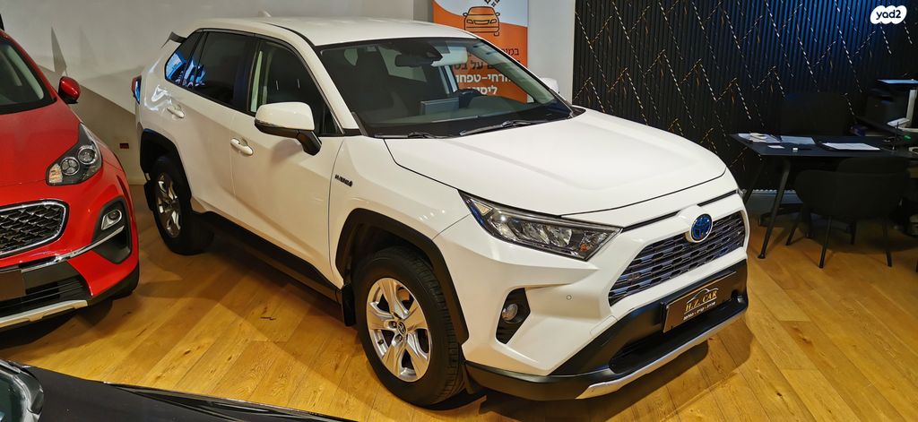 מודעת רכב טויוטה RAV4