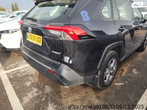 טויוטה RAV4