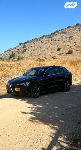 מודעת רכב אלפא רומיאו סטלביו