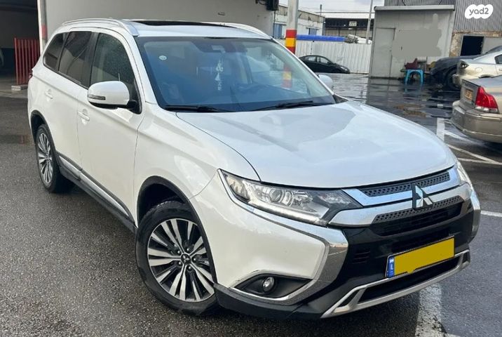 מיצובישי אאוטלנדר