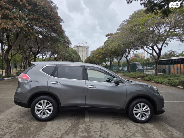 ניסאן אקס טרייל