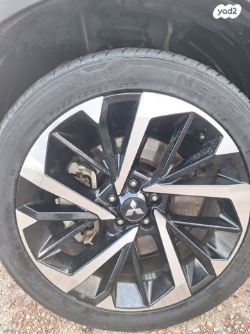 מיצובישי אאוטלנדר