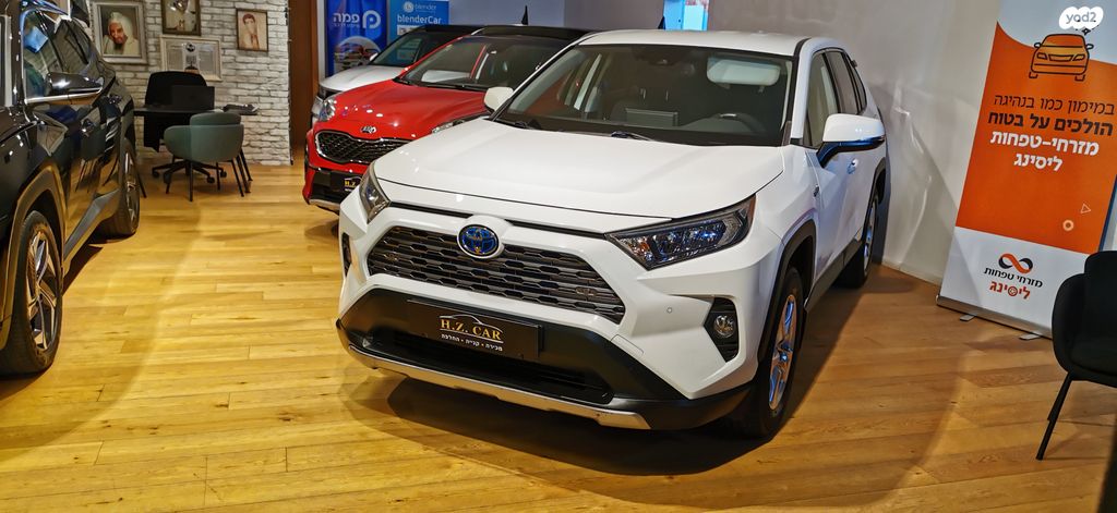 טויוטה RAV4