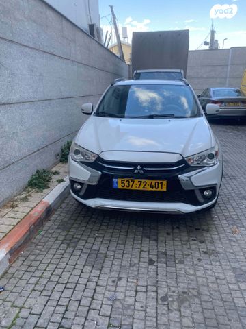 מודעת רכב מיצובישי ASX