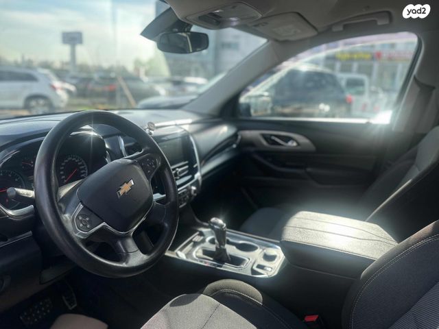 שברולט טראוורס