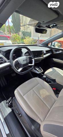 מודעת רכב אאודי Q4 e-tron