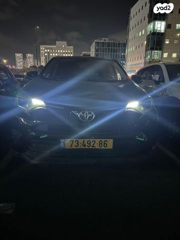מודעת רכב טויוטה RAV4