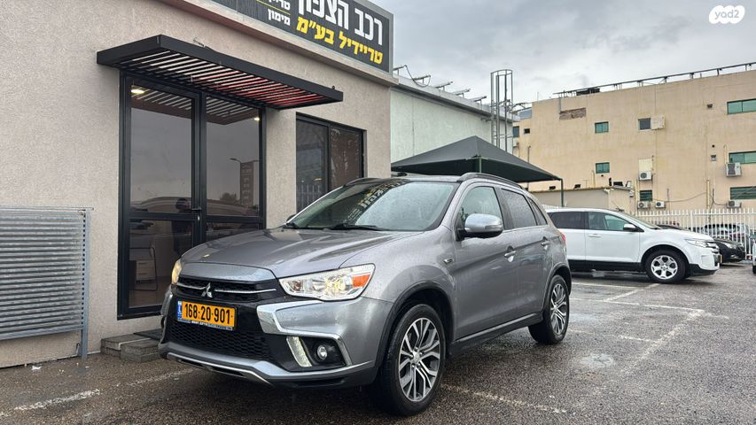 מודעת רכב מיצובישי ASX