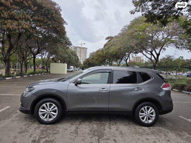 ניסאן אקס טרייל