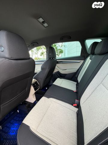 סקודה קארוק