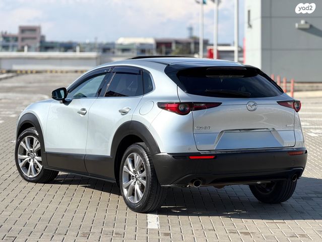 מודעת רכב מאזדה CX-30 1